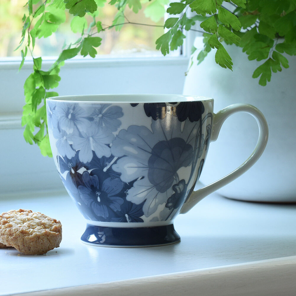 ProCook Footed Mug Blue Geraniums