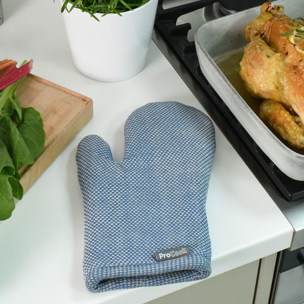 ProCook Single Oven Glove Blue and Biscuit Check