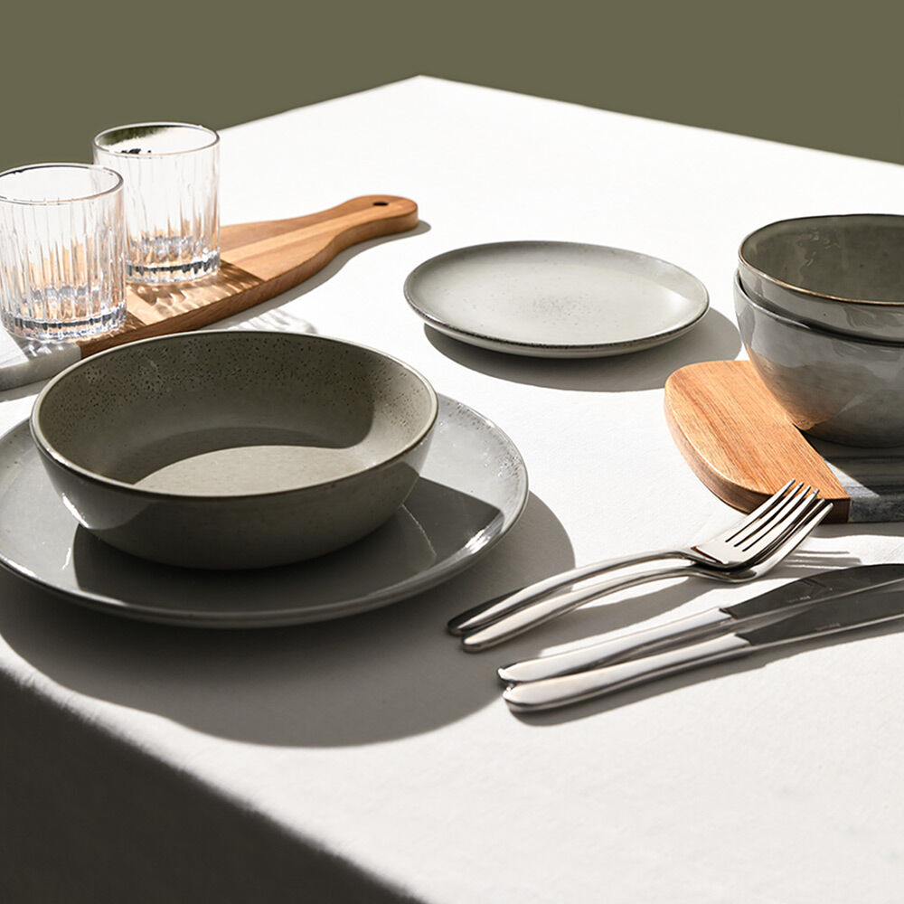 Oslo Coupe Stoneware Dinner Set 16 Piece - 4 Settings