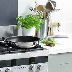 Secondary image for image of Elite Tri-Ply Non-Stick Frying Pan 26cm