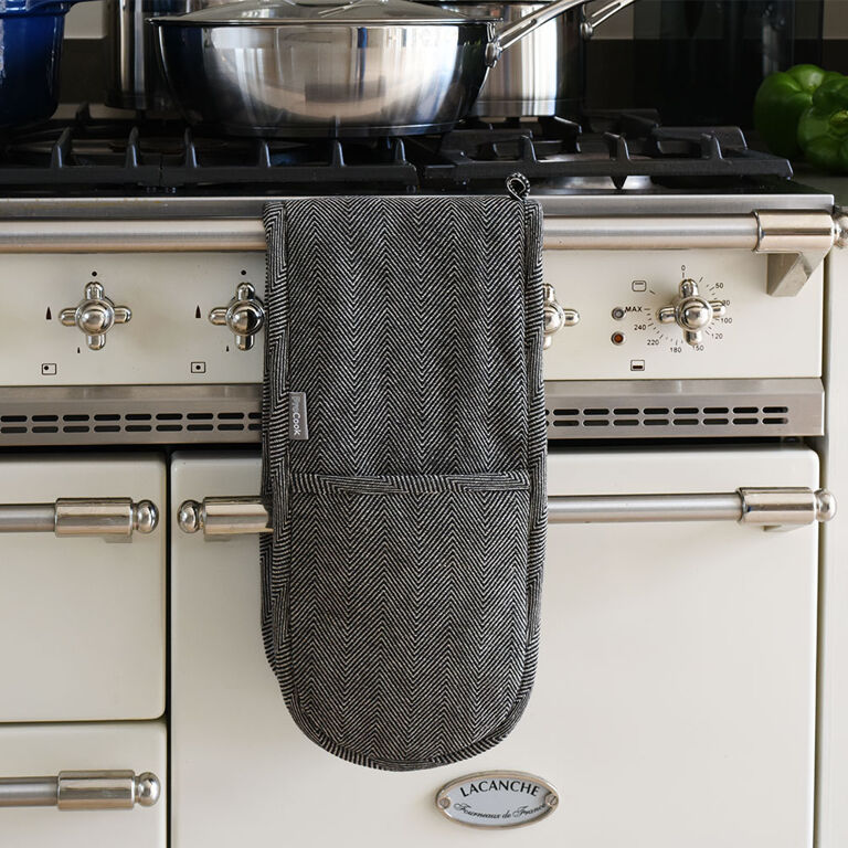 Kitchen Cooking Oven Gloves Set of 2 Herringbone BLACK Pot Mitts