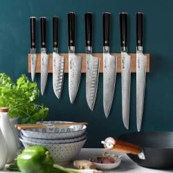 Secondary image for image of Damascus 67 Knife Set 8 Piece and Magnetic Oak Knife Rack