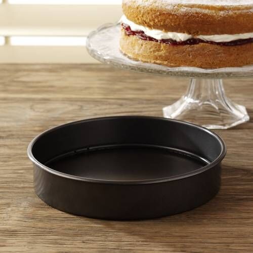 NonStick Loose Bottom Shallow Cake Tin 20cm / 8in Loose Bottom Cake Tins from ProCook