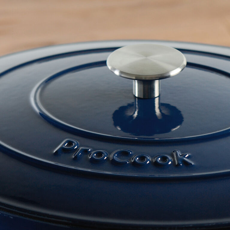 ProCook Cast Iron Casserole Dish 30cm / ProCook