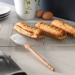 Main image for image of Silicone Wood Pastry Brush Ivory