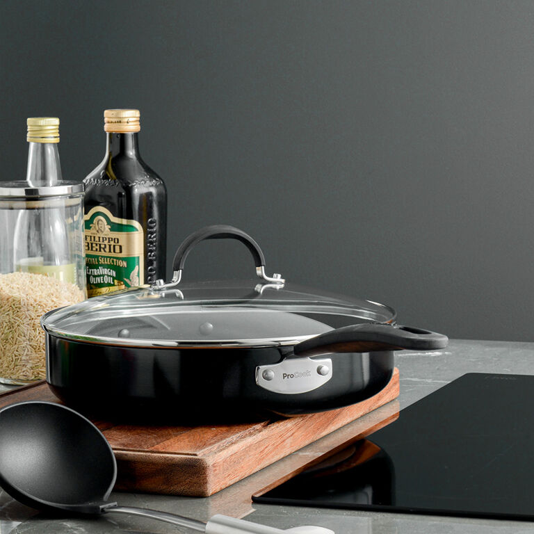 Large non stick saute pan with lid discount