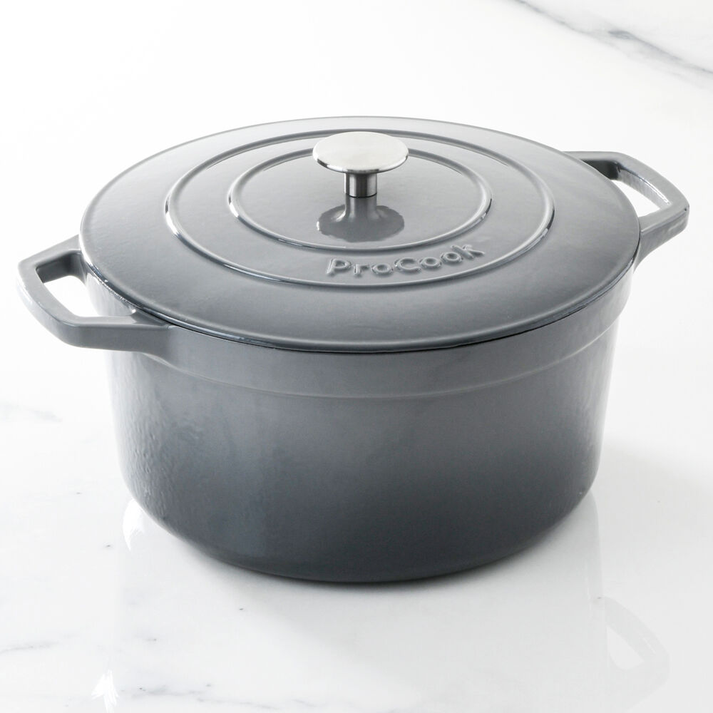 Cast Iron Casserole 24cm / 2.5L Shallow Matte Black | Matte Black Cast ...