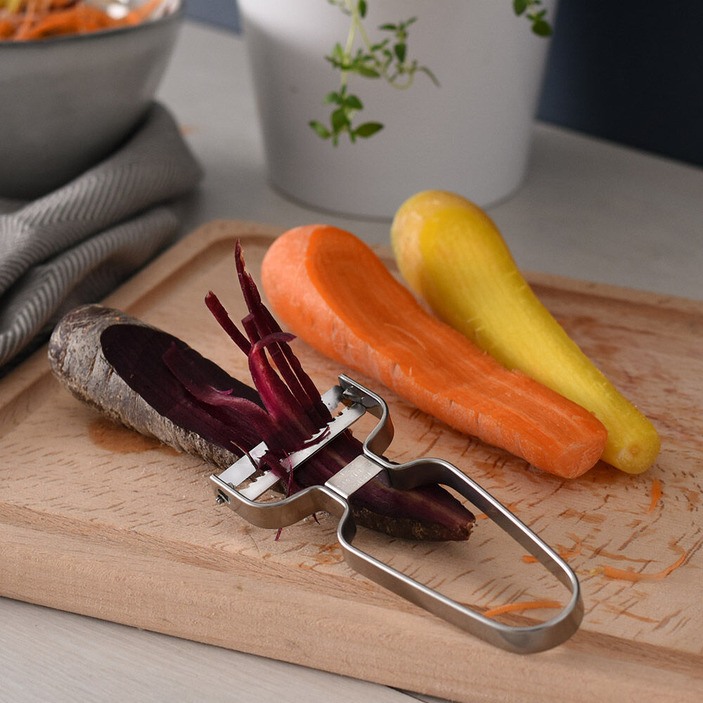 julienne tool with lemon peeler