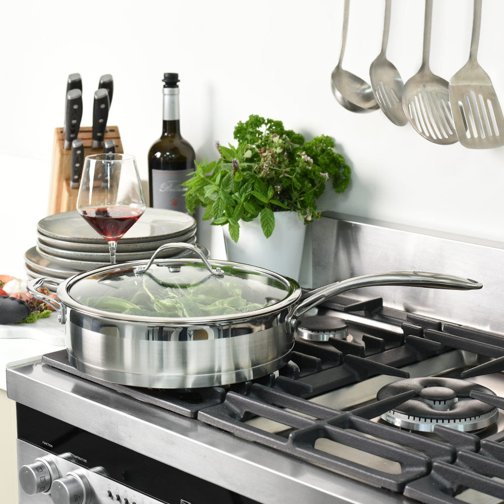 Professional Stainless Steel Saute Pan & Lid Uncoated 28cm / 4.2L