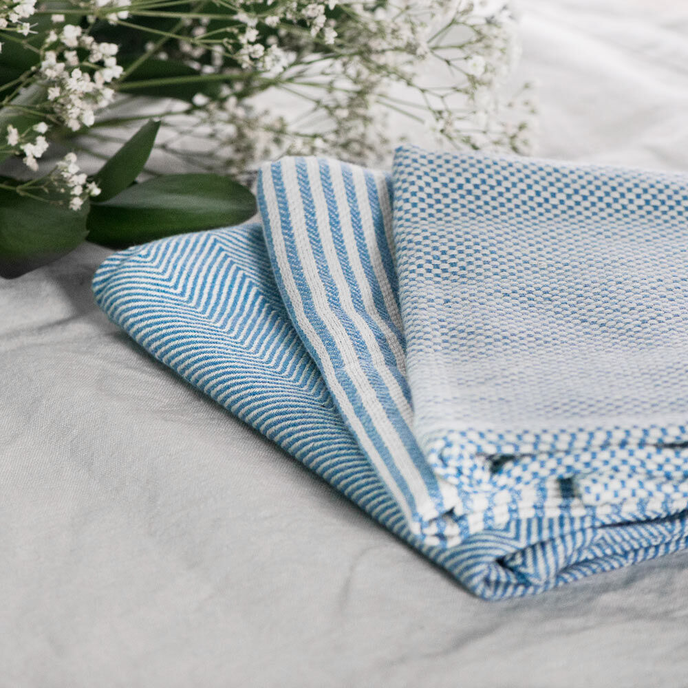 blue tea towels