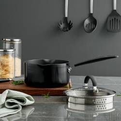 Secondary image for image of Gourmet Ceramic Non-Stick Saucepan & Lid 18cm / 2.3L
