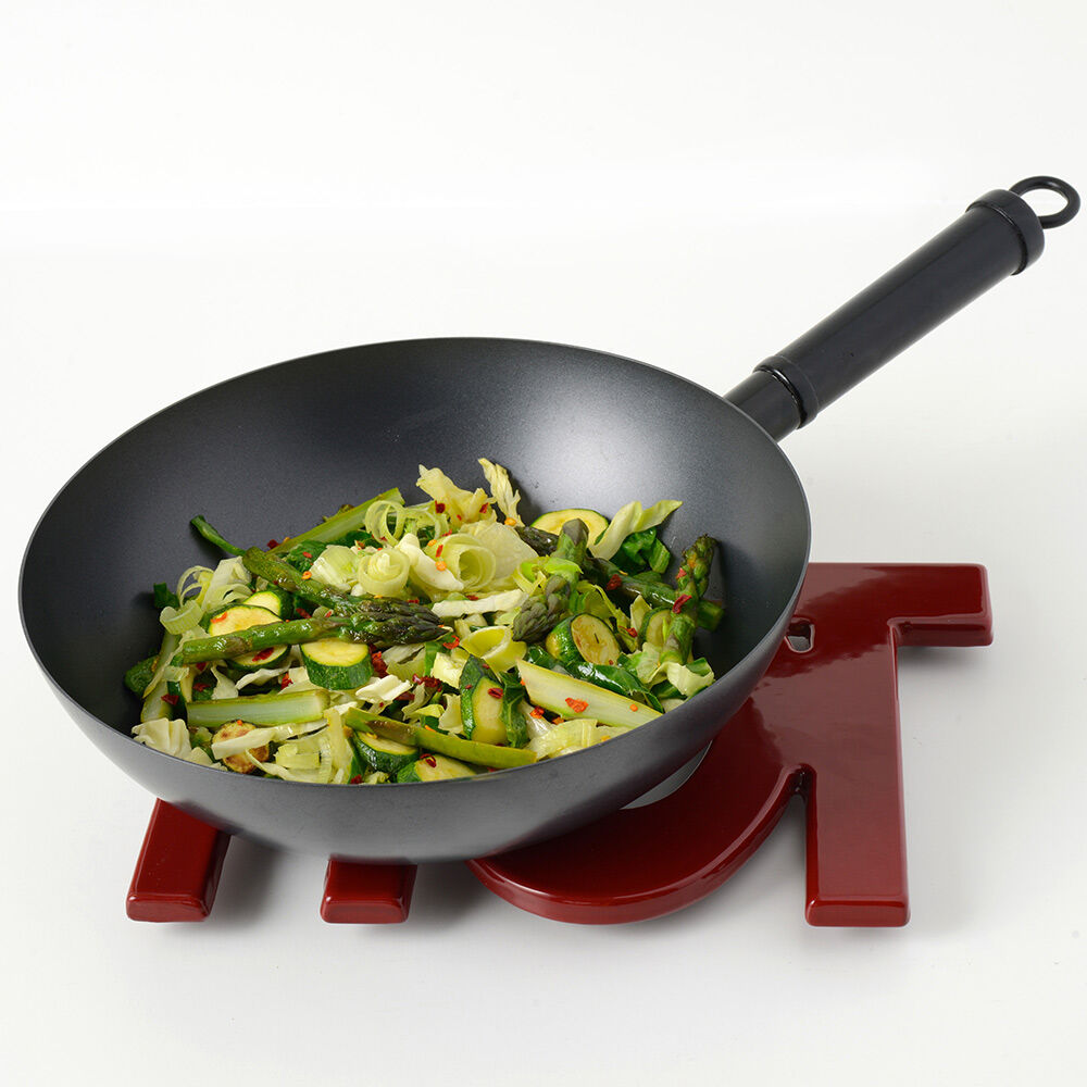 Carbon Steel Wok 24cm | Woks from ProCook