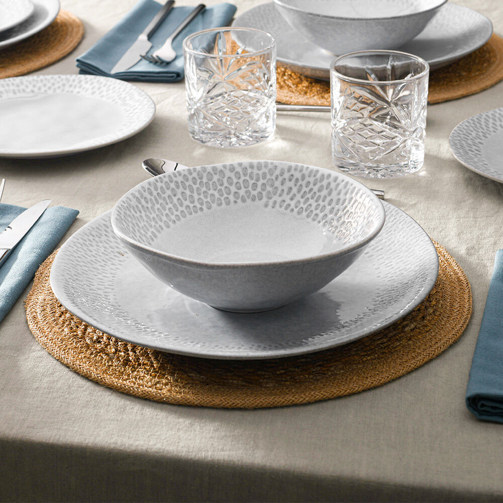 Malmo White Teardrop Dinner Set with Cereal Bowls 12 Piece 4 Settings