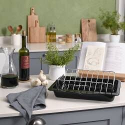Main image for image of Heavy Gauge Enamel Roasting Tin with Large V-Shape Rack 40cm x 35.5cm